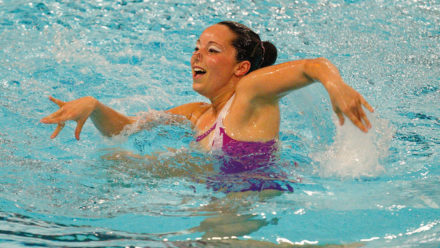 International entry into English Artistic Swimming Grade System