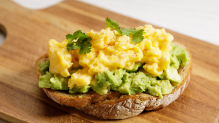 Recipe: Avocado and scrambled eggs