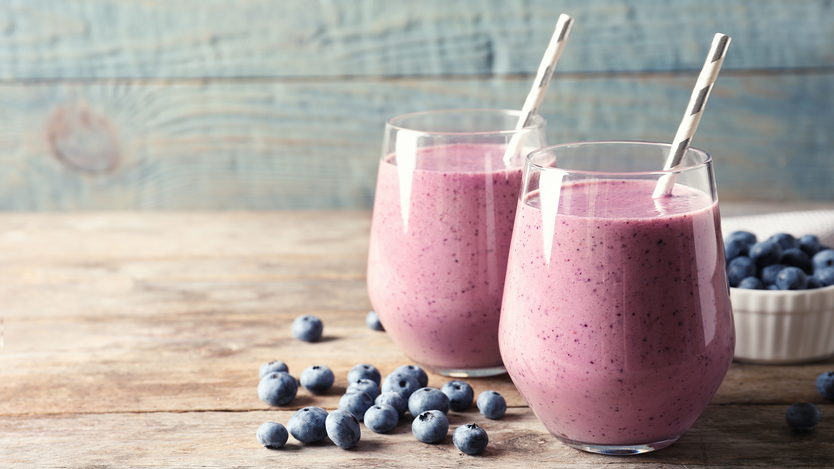 Recipe: Blueberry and Almond Butter Smoothie